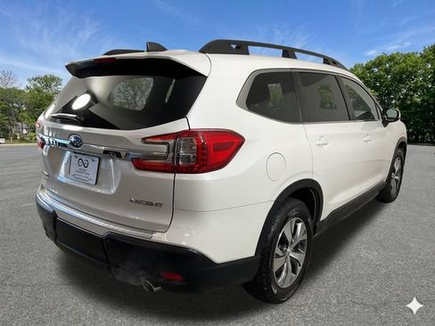 Used 2024 Subaru Ascent Premium w/ Convenience Package AWD/4WD image 8