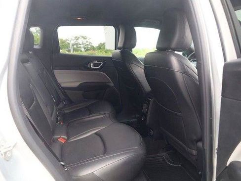 Used 2025 Jeep Compass Limited AWD/4WD image 21