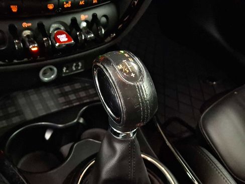 Used 2017 MINI Cooper Clubman S image 12