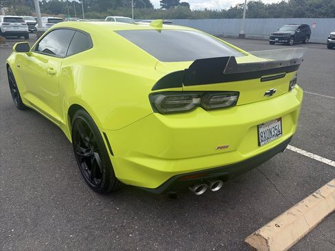 Used 2021 Chevrolet Camaro LT w/ RS Package RWD image 14