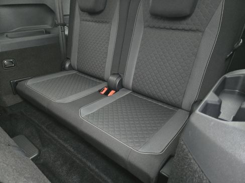 Used 2021 Volkswagen Tiguan S FWD image 26