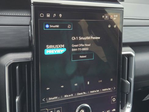 Used 2025 GMC Acadia Elevation w/ Elevation Premium Package image 18