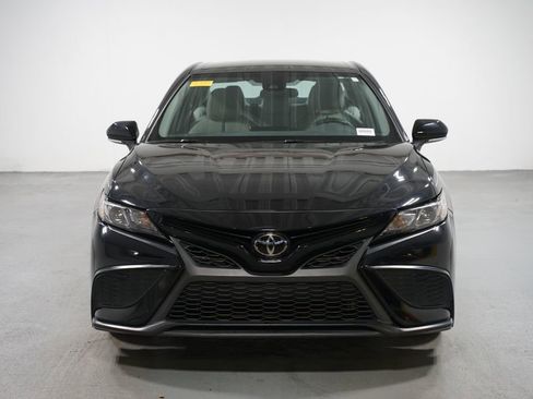 Certified 2023 Toyota Camry SE image 2