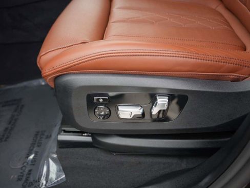 Used 2025 BMW X5 xDrive40i image 15