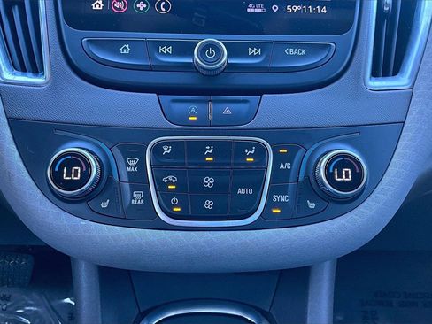 Used 2020 Chevrolet Malibu LT image 31