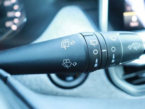 Used 2023 Jeep Compass Sport image 23