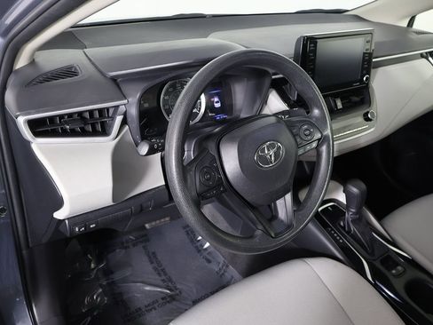 Used 2022 Toyota Corolla LE image 22