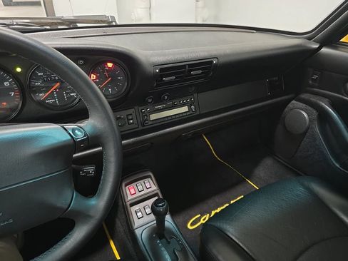 Used 1997 Porsche 911 Carrera RWD image 15