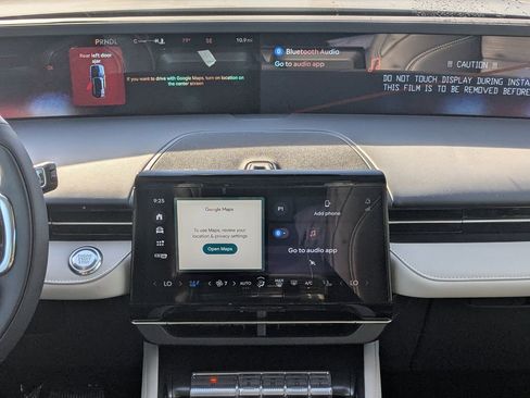 New 2025 Lincoln Nautilus Reserve AWD/4WD image 19