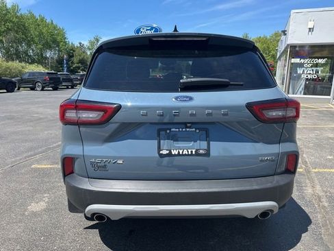 Used 2023 Ford Escape Active AWD/4WD image 4