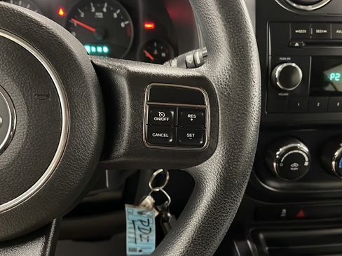 Used 2013 Jeep Patriot Sport w/ PWR Value Group AWD/4WD image 6