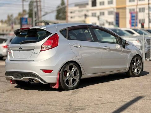 Used 2015 Ford Fiesta ST FWD image 17