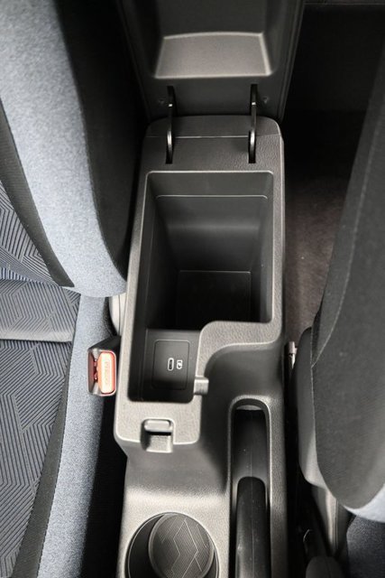 Used 2025 Nissan Versa SV w/ Trunk Package FWD image 29