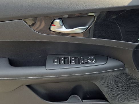 Certified 2024 Kia Forte GT-Line w/ GT-Line Premium Package FWD image 12