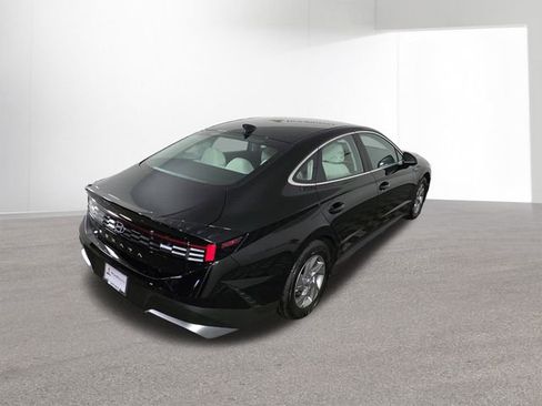 New 2026 Hyundai Sonata SE image 40