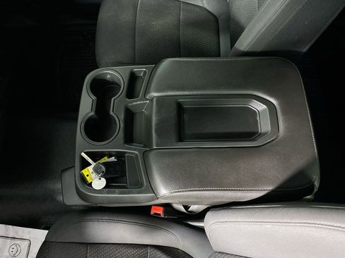 Used 2019 Chevrolet Silverado 1500 Custom w/ Custom Value Package image 20