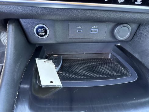 Used 2023 Nissan Rogue SL w/ SL Premium Package FWD image 26