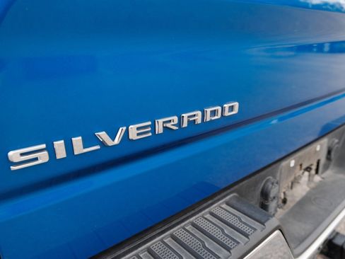 Used 2023 Chevrolet Silverado 1500 LT image 11