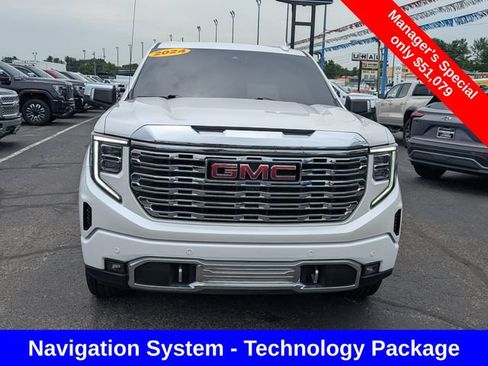 Used 2024 GMC Sierra 1500 Denali AWD/4WD image 2