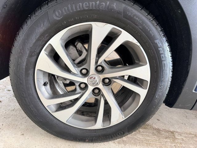 Used 2023 Buick Envision Essence FWD image 12