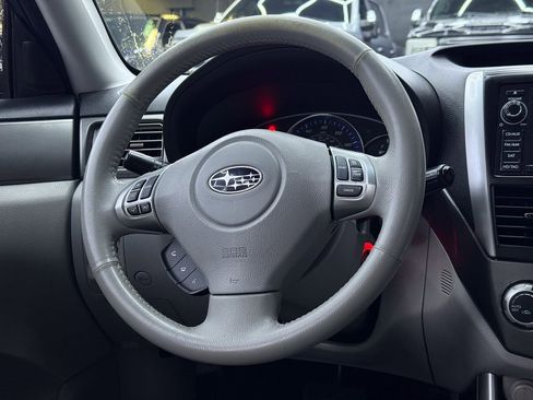 Used 2013 Subaru Forester 2.5X Limited image 22