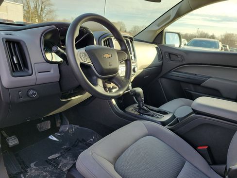 Used 2017 Chevrolet Colorado W/T w/ WT Convenience Package image 13