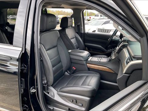 Used 2019 GMC Yukon Denali w/ Denali Ultimate Package image 7