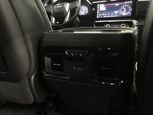 Used 2023 GMC Sierra 1500 AT4X AWD/4WD image 22