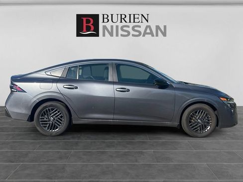New 2026 Nissan Sentra SV w/ SV Convenience Package FWD image 6