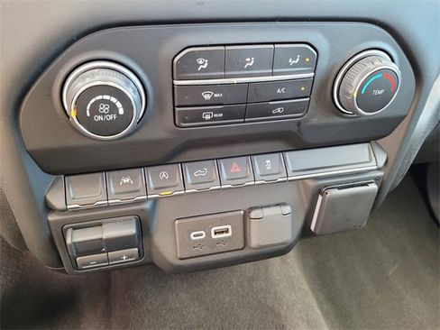 Used 2024 Chevrolet Silverado 1500 Custom image 19