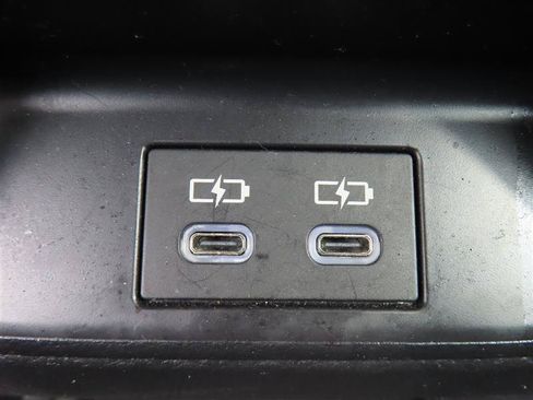 Used 2025 Toyota Corolla LE FWD image 26