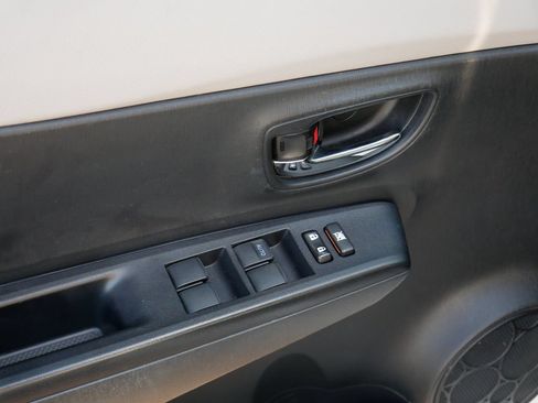 Used 2012 Toyota Yaris LE FWD image 15