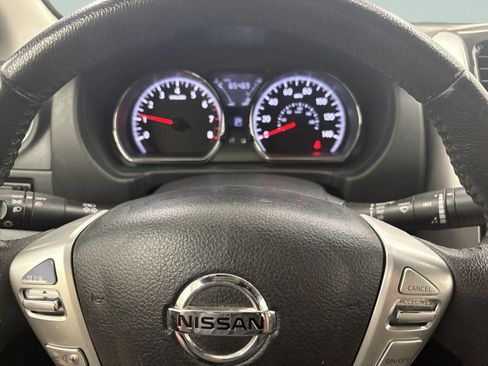 Used 2018 Nissan Versa SV w/ SV Special Edition Package image 27