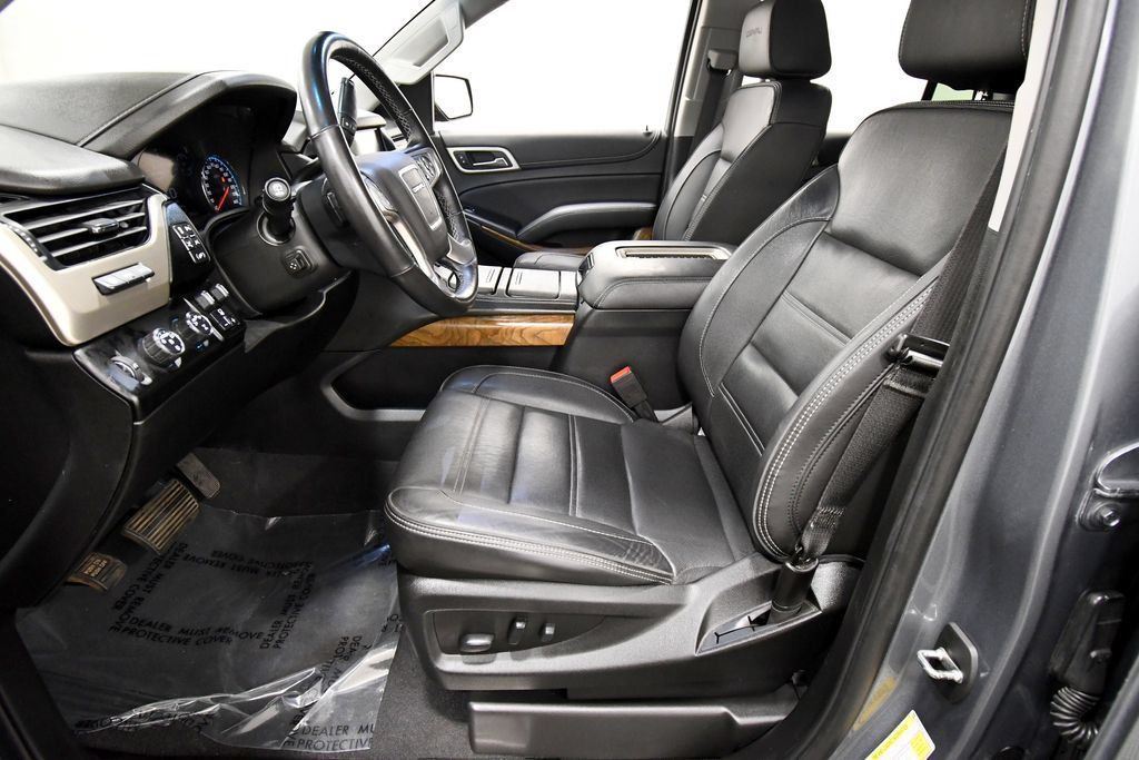 Used 2020 GMC Yukon Denali w/ Denali Ultimate Package AWD/4WD image 14