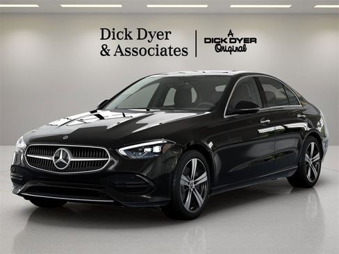 Used 2025 Mercedes-Benz C 300 Sedan image 30