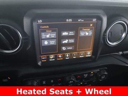 Used 2023 Jeep Wrangler Unlimited Sahara w/ Cold Weather Group AWD/4WD image 4