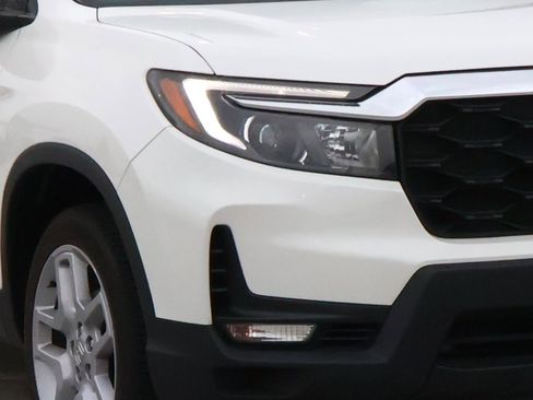 Used 2024 Honda Passport EX-L image 7