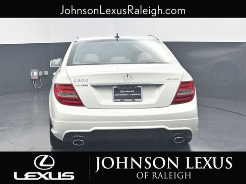 Used 2012 Mercedes-Benz C 300 4MATIC Sedan image 8