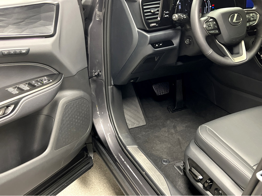 New 2026 Lexus NX 350 AWD w/ Accessory Package (Z1) image 8