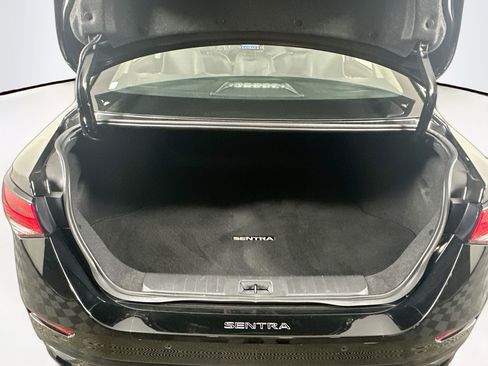 Used 2024 Nissan Sentra SR w/ SR Premium Package FWD image 28