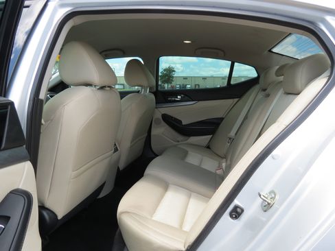 Used 2016 Nissan Maxima 3.5 S image 29