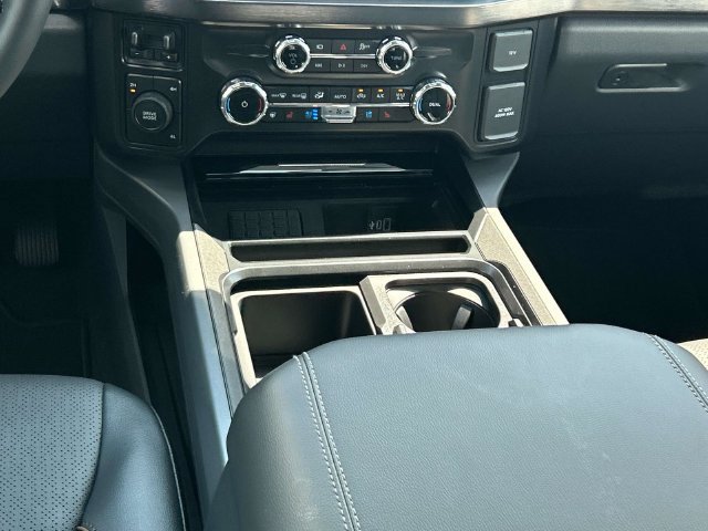New 2026 Ford F350 Lariat w/ Lariat Ultimate Package AWD/4WD image 16