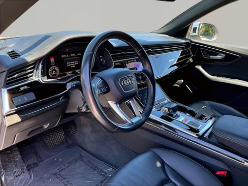 Used 2019 Audi Q8 Premium w/ Convenience Package AWD/4WD image 17