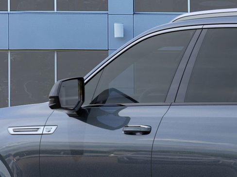 New 2026 Cadillac Escalade IQ Luxury 1 w/ LPO, Radiant Package image 12