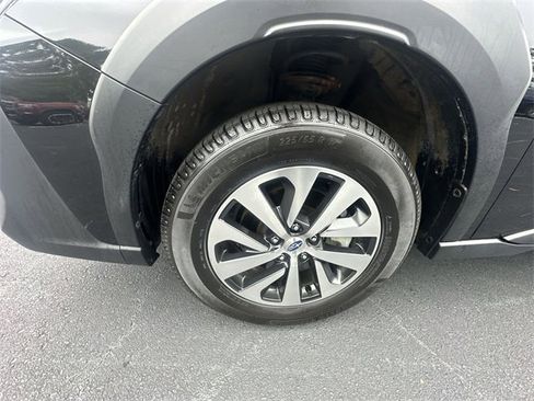 Used 2023 Subaru Outback 2.5i image 17