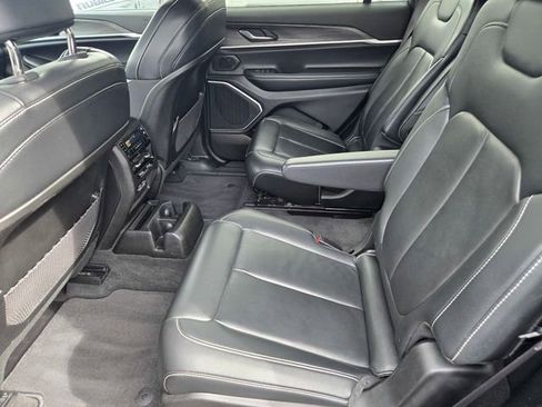 Used 2021 Jeep Grand Cherokee L Limited image 14