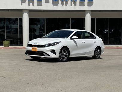 Used 2024 Kia Forte LXS