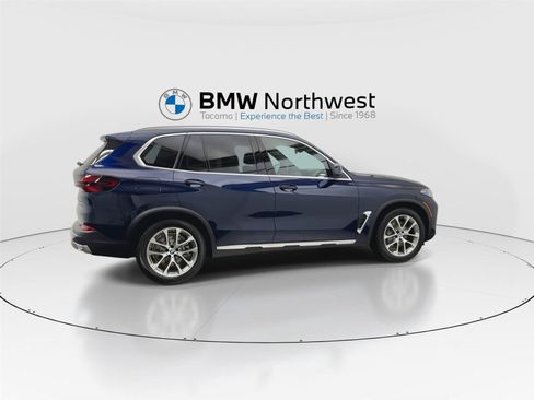 New 2026 BMW X5 xDrive50e AWD/4WD image 4