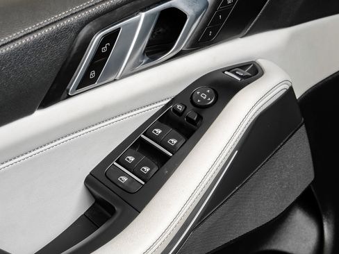 Used 2023 BMW X5 xDrive40i w/ M Sport Package image 47