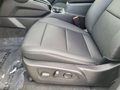 New 2026 GMC Canyon Elevation w/ Convenience Package image 13